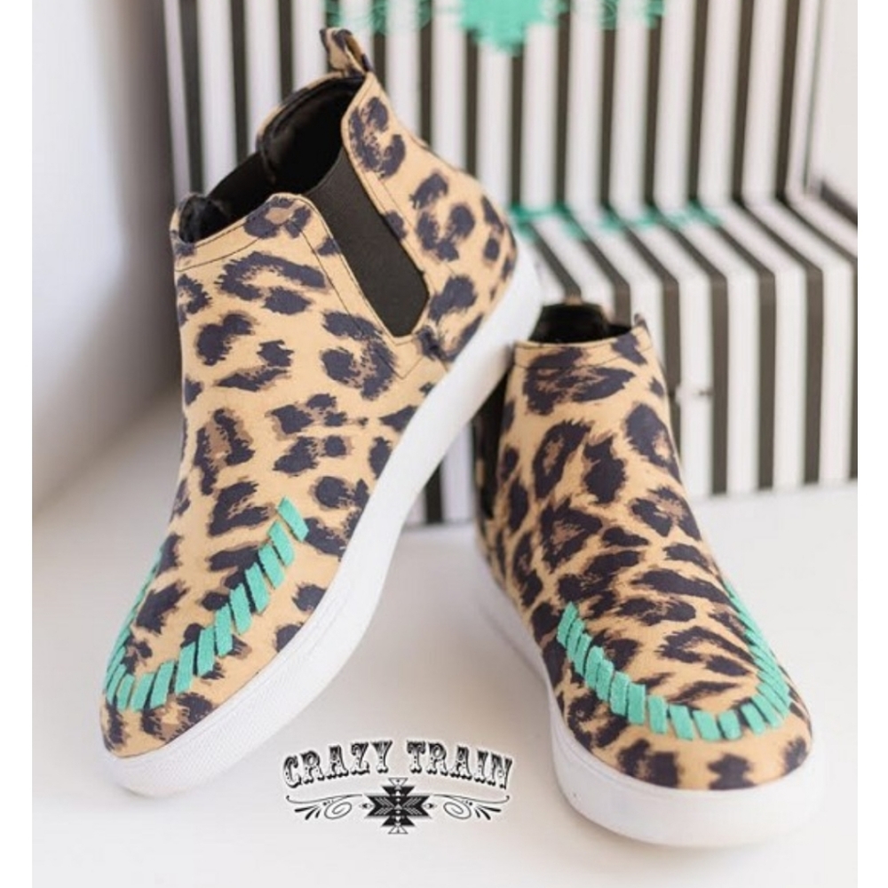 Uptown Stitch Leopard Kicks